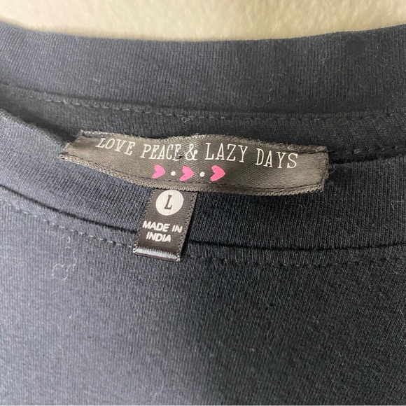Love peace and lazy days oh snap skeleton crew neck pocket Tee womens size large - Picture 4 of 4